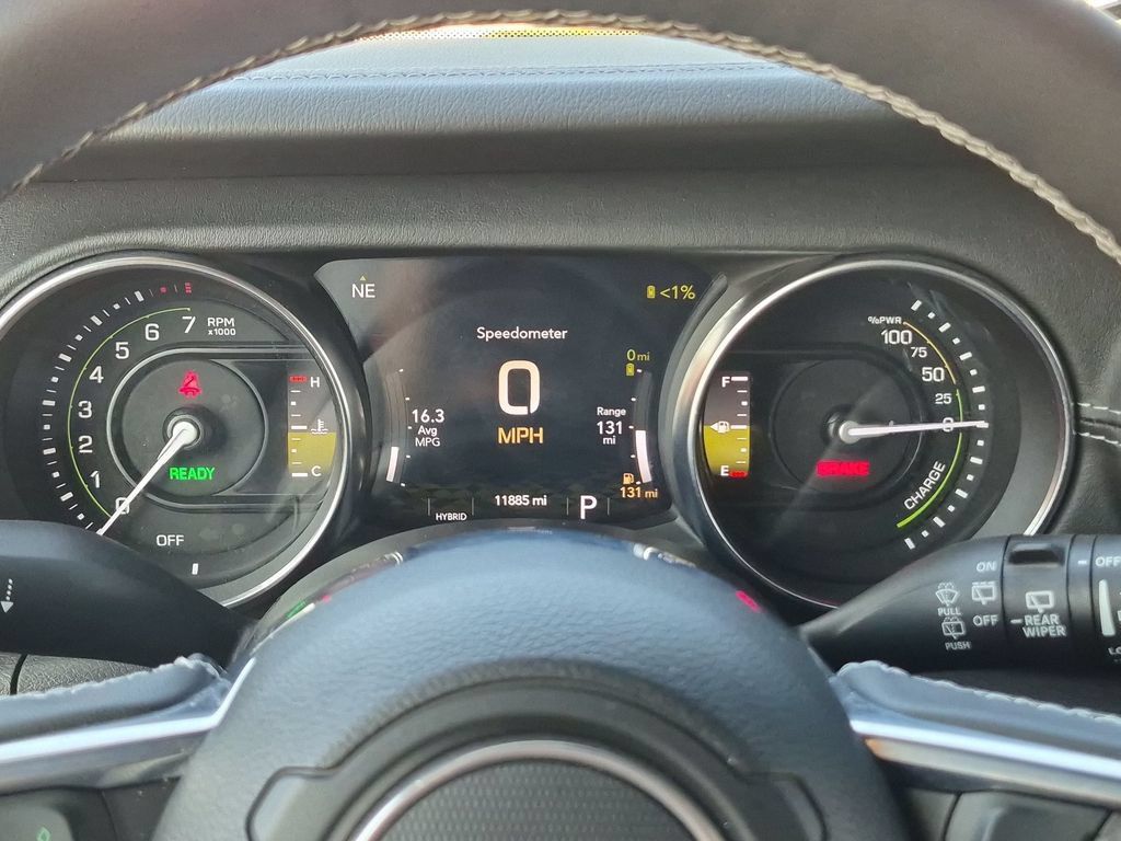 Used 2023 Jeep Wrangler Unlimited Sahara w/ Cold Weather Group AWD/4WD image 20