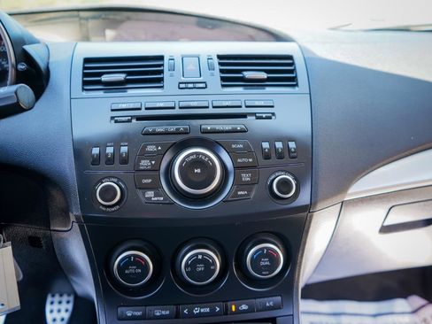 Used 2013 MAZDA MAZDA3 Touring image 12