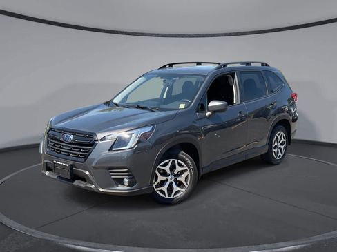 Certified 2023 Subaru Forester Premium AWD/4WD image 1