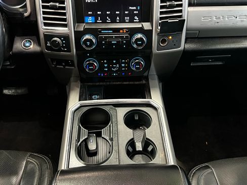 Used 2017 Ford F350 Lariat w/ Lariat Ultimate Package image 33