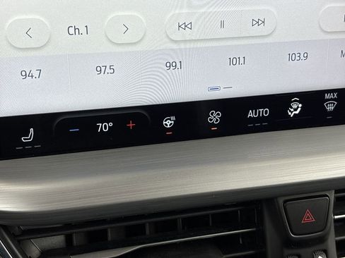 Used 2024 Ford Escape Platinum image 68