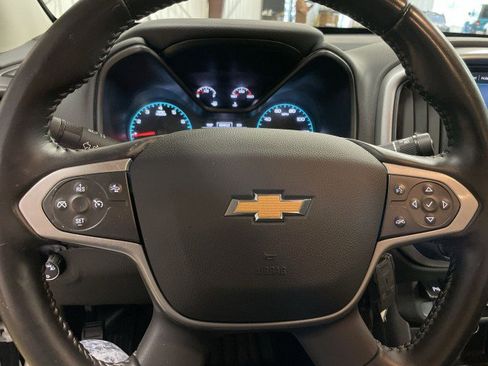 Used 2022 Chevrolet Colorado LT w/ Fleet Safety Package image 16
