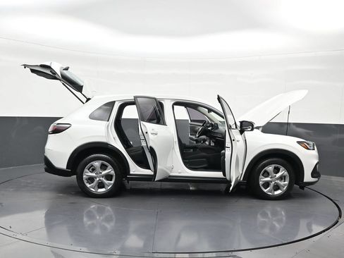 Used 2023 Honda HR-V LX image 33