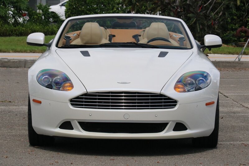 Used 2011 Aston Martin DB9 Volante RWD image 8