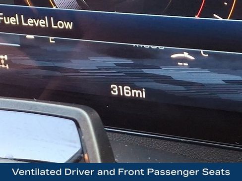 Used 2026 Chevrolet Traverse RS image 25