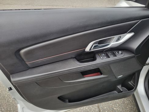 Used 2016 GMC Terrain SLT image 9