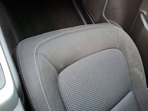 Used 2016 Chevrolet Colorado LT w/ LT Convenience Package image 26