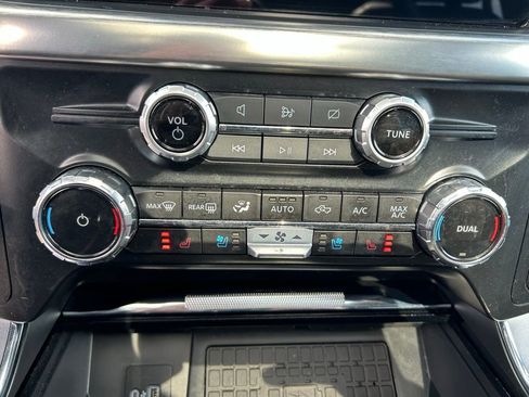 Certified 2023 Ford F150 Lariat w/ Equipment Group 502A High image 34