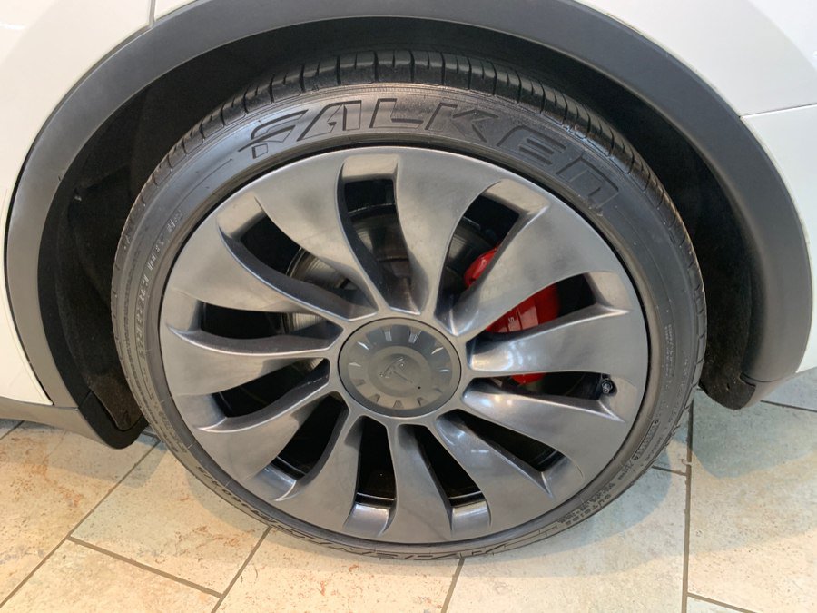 Used 2021 Tesla Model Y Performance AWD/4WD image 12