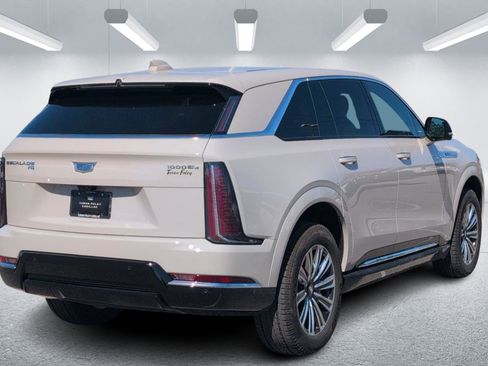 New 2026 Cadillac Escalade IQ Luxury 1 w/ LPO, Floor Liner Package image 5