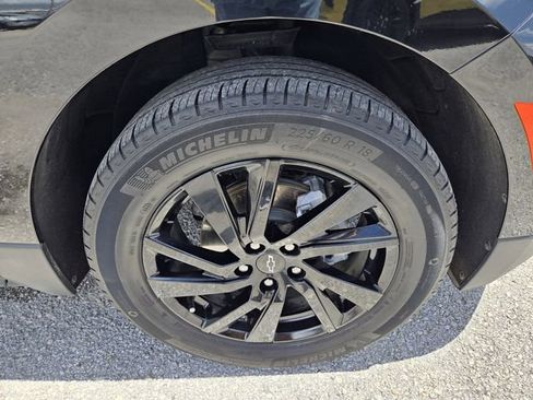Used 2024 Chevrolet Equinox LS w/ LS Convenience Package AWD/4WD image 9