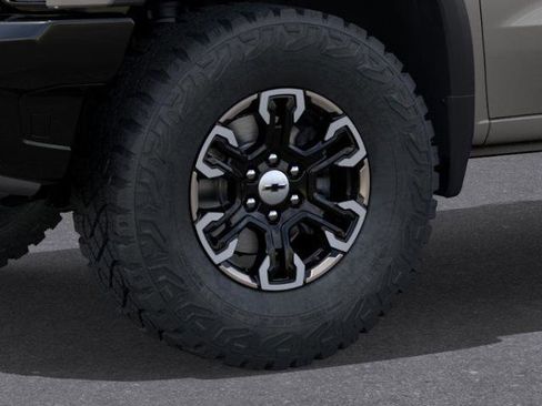 New 2026 Chevrolet Silverado 1500 ZR2 image 33