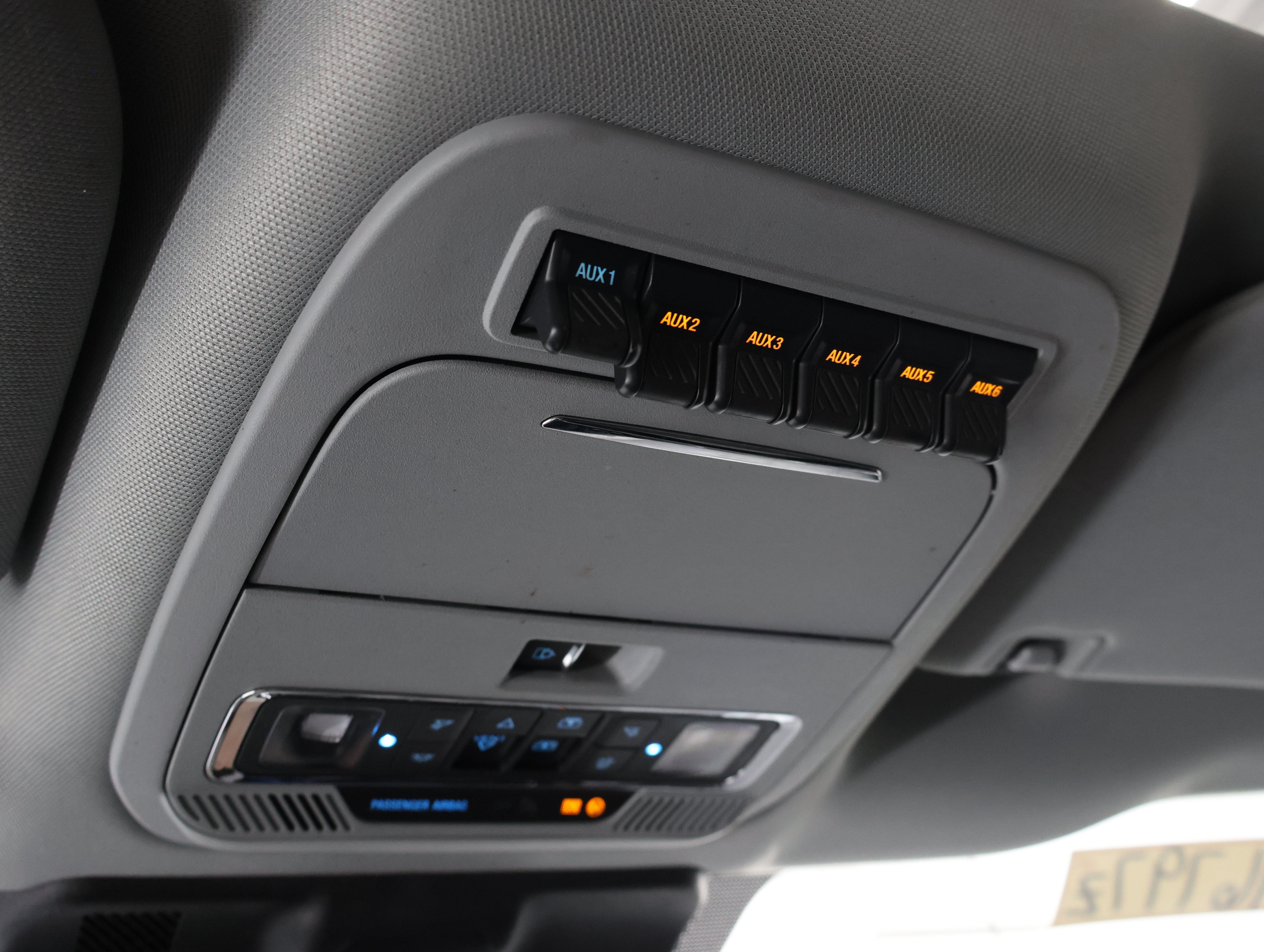 Used 2024 Ford F350 Lariat w/ Lariat Ultimate Package AWD/4WD image 64