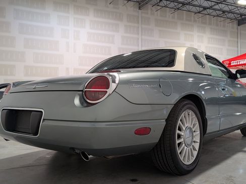 Used 2004 Ford Thunderbird Pacific Coast RWD image 15