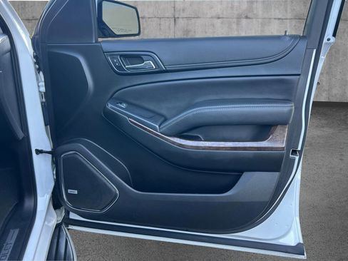 Used 2019 Chevrolet Tahoe LT image 21