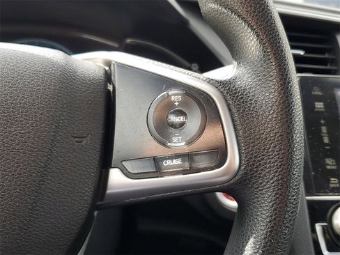 Used 2018 Honda Civic EX image 27