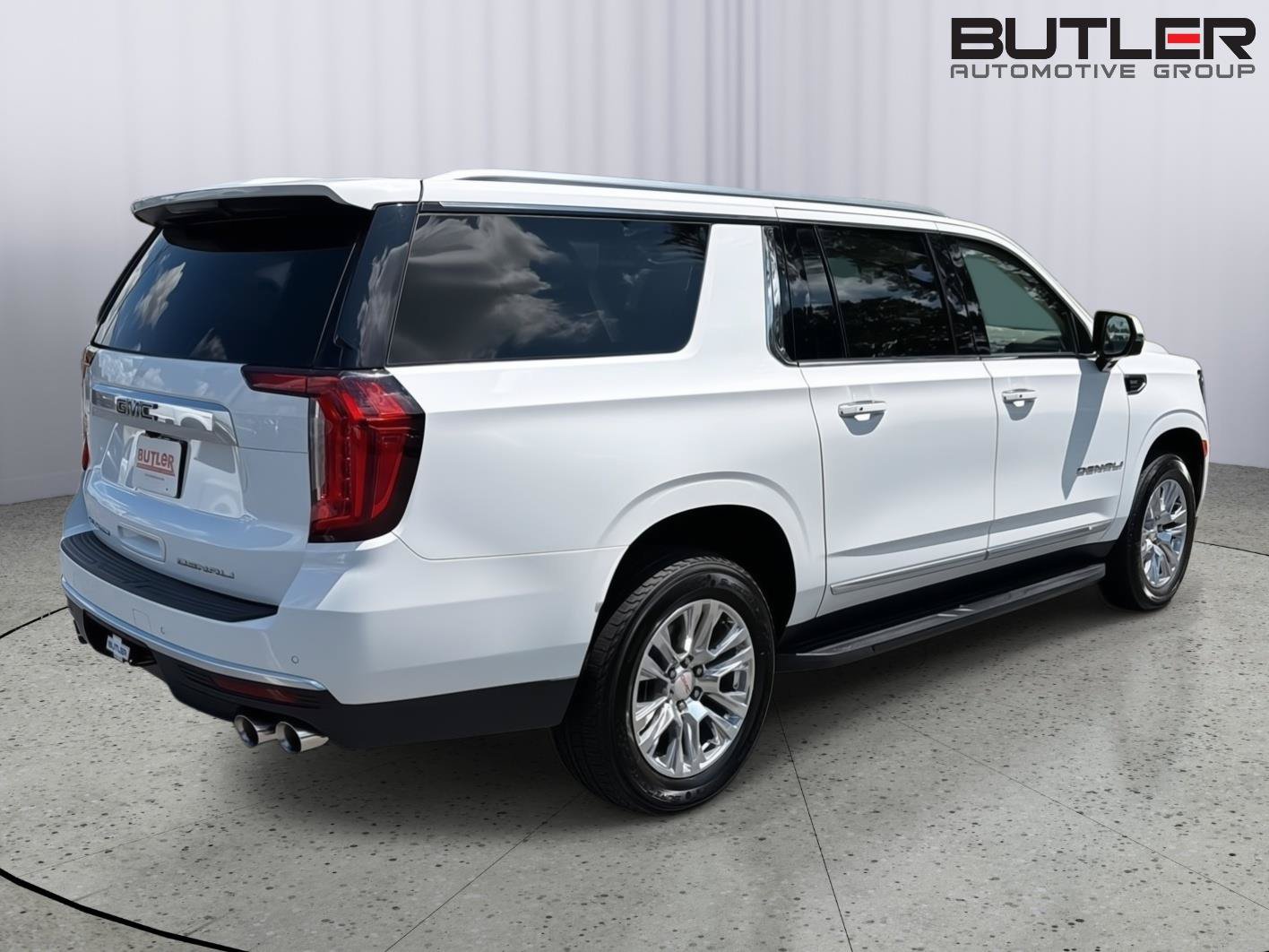 Used 2024 GMC Yukon XL Denali RWD image 6