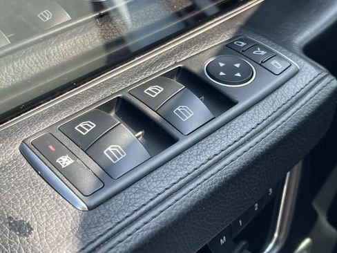 Used 2017 Mercedes-Benz G 550 image 28