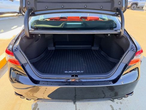 Used 2022 Toyota Camry XSE image 22