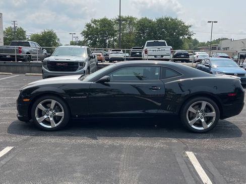 Used 2010 Chevrolet Camaro SS w/ RS Package RWD image 11