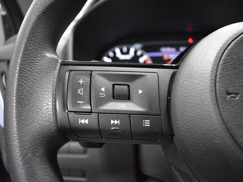 Used 2021 Nissan Rogue S image 23