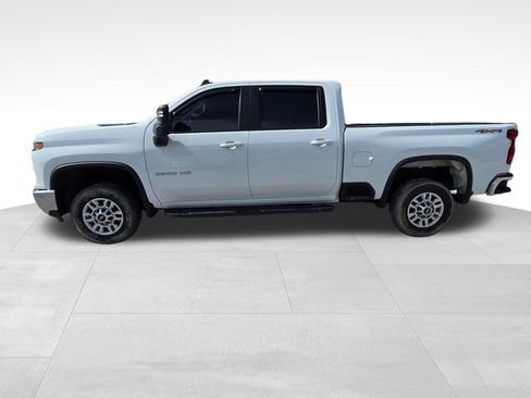 Used 2024 Chevrolet Silverado 2500 LT image 7