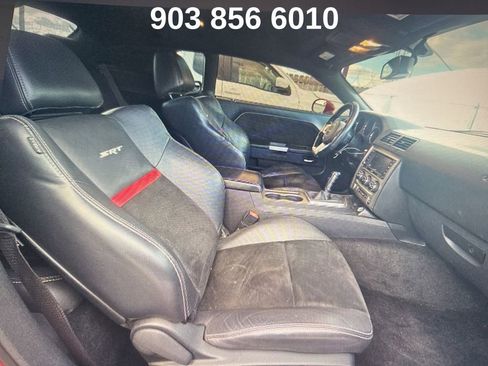 Used 2012 Dodge Challenger SRT8 w/ Premium Sound Group image 10