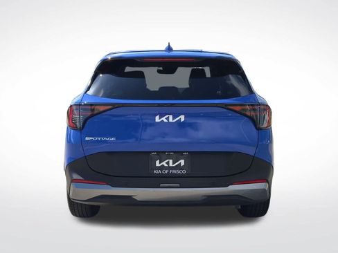 Used 2026 Kia Sportage EX FWD image 6