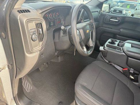 Used 2022 Chevrolet Silverado 1500 Custom w/ Safety Confidence Package image 21