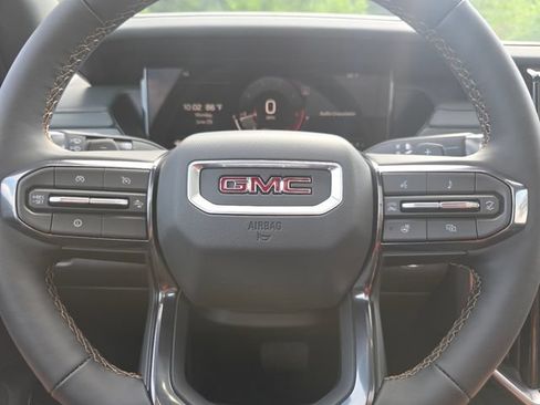 New 2026 GMC Acadia AT4 w/ Luxury Package AWD/4WD image 27