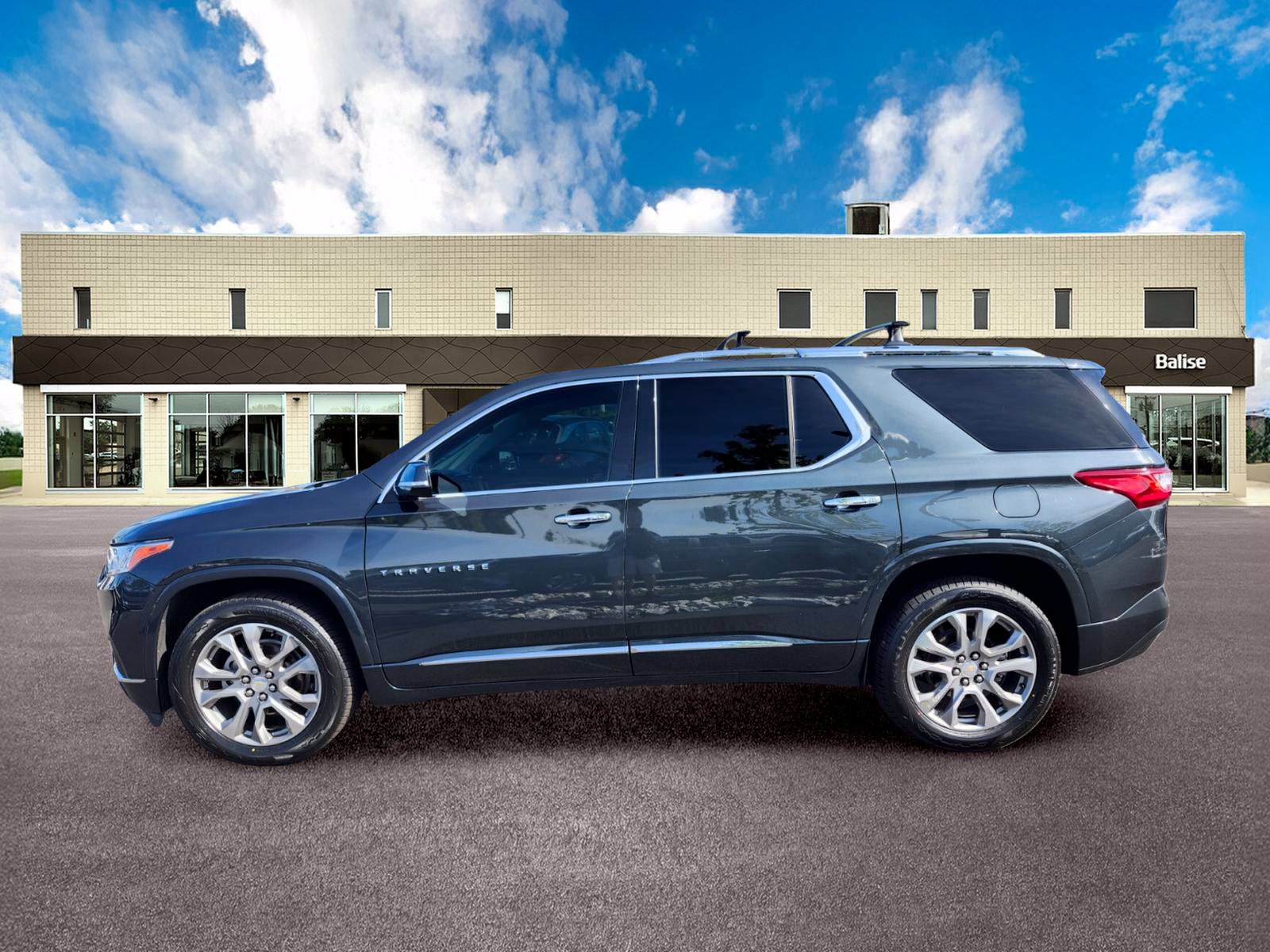 Used 2019 Chevrolet Traverse Premier w/ LPO, Floor Liner Package AWD/4WD image 5