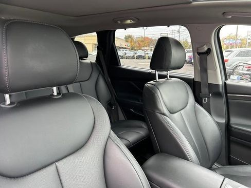 Used 2023 Hyundai Santa Fe SEL Premium w/ Cargo Package image 26