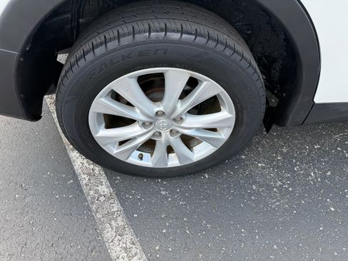 Used 2013 Toyota RAV4 Limited AWD/4WD image 29