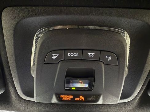 Used 2026 Toyota Corolla SE image 22