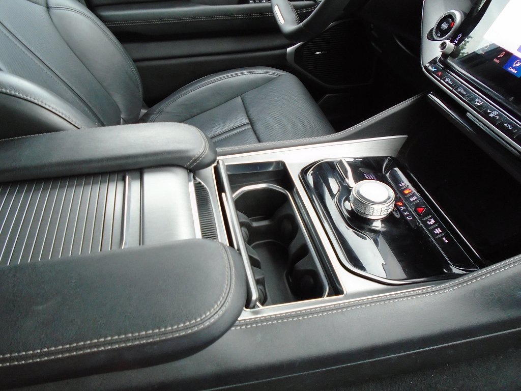 Certified 2025 Jeep Wagoneer Series II AWD/4WD image 17