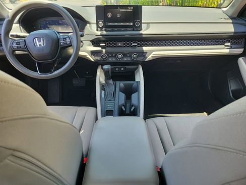 Used 2023 Honda Accord EX image 16