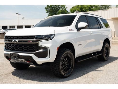 Used 2021 Chevrolet Tahoe Z71 w/ Rear Media and Nav Package AWD/4WD image 4