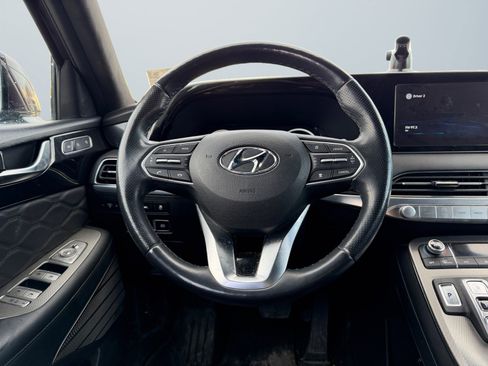 Used 2022 Hyundai Palisade Calligraphy image 14