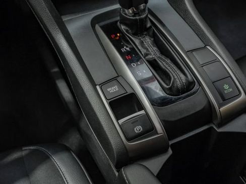 Used 2021 Honda Civic Sport image 36
