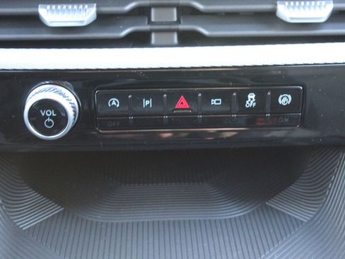 New 2026 Ford Explorer Active AWD/4WD image 34