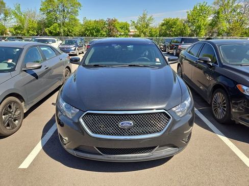 Used 2013 Ford Taurus SHO AWD/4WD image 2