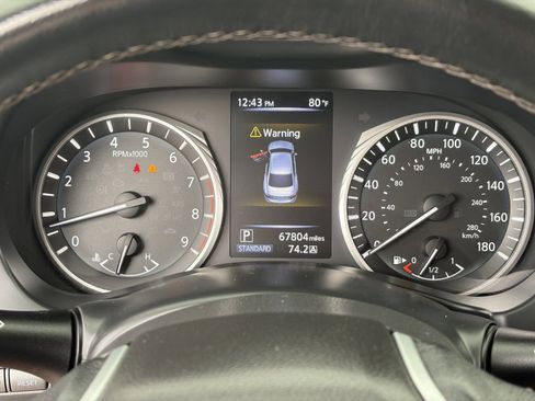 Used 2018 INFINITI Q50 Sport w/ Cargo Package (L95) RWD image 32