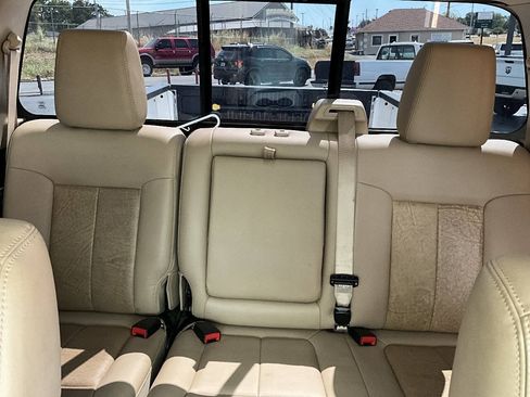 Used 2011 Ford F250 Lariat w/ Lariat Ultimate Pkg AWD/4WD image 10