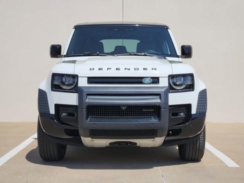 Used 2023 Land Rover Defender 110 X-Dynamic SE image 2