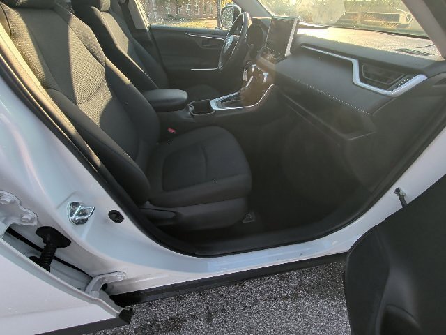 Certified 2025 Toyota RAV4 LE FWD image 3