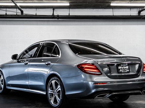 Used 2020 Mercedes-Benz E 350 Sedan image 3