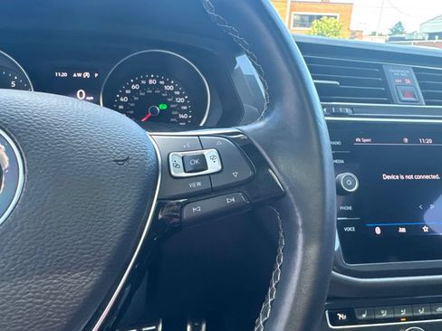 Used 2021 Volkswagen Tiguan SE R-Line AWD/4WD image 23