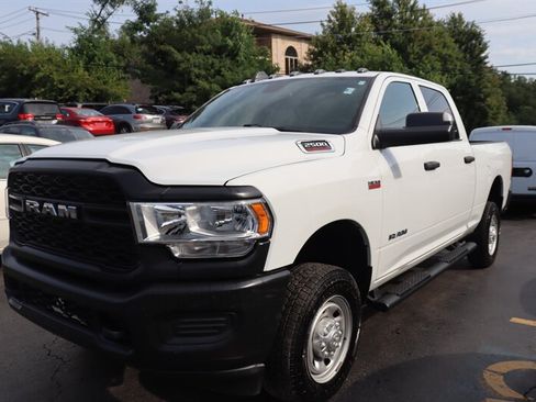 Used 2022 RAM 2500 Tradesman AWD/4WD image 3