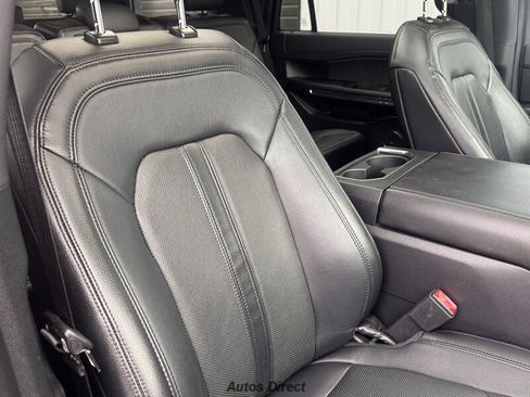 Used 2020 Ford Expedition Limited w/ Equipment Group 301A AWD/4WD image 26