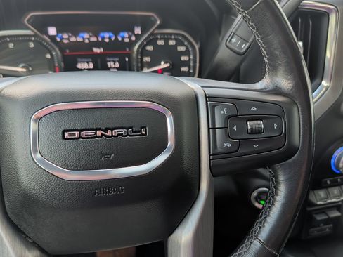 Used 2022 GMC Sierra 3500 Denali w/ Denali Ultimate Package AWD/4WD image 31